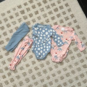 Hanna Andersson Two Piece Onesie and Legging Sets